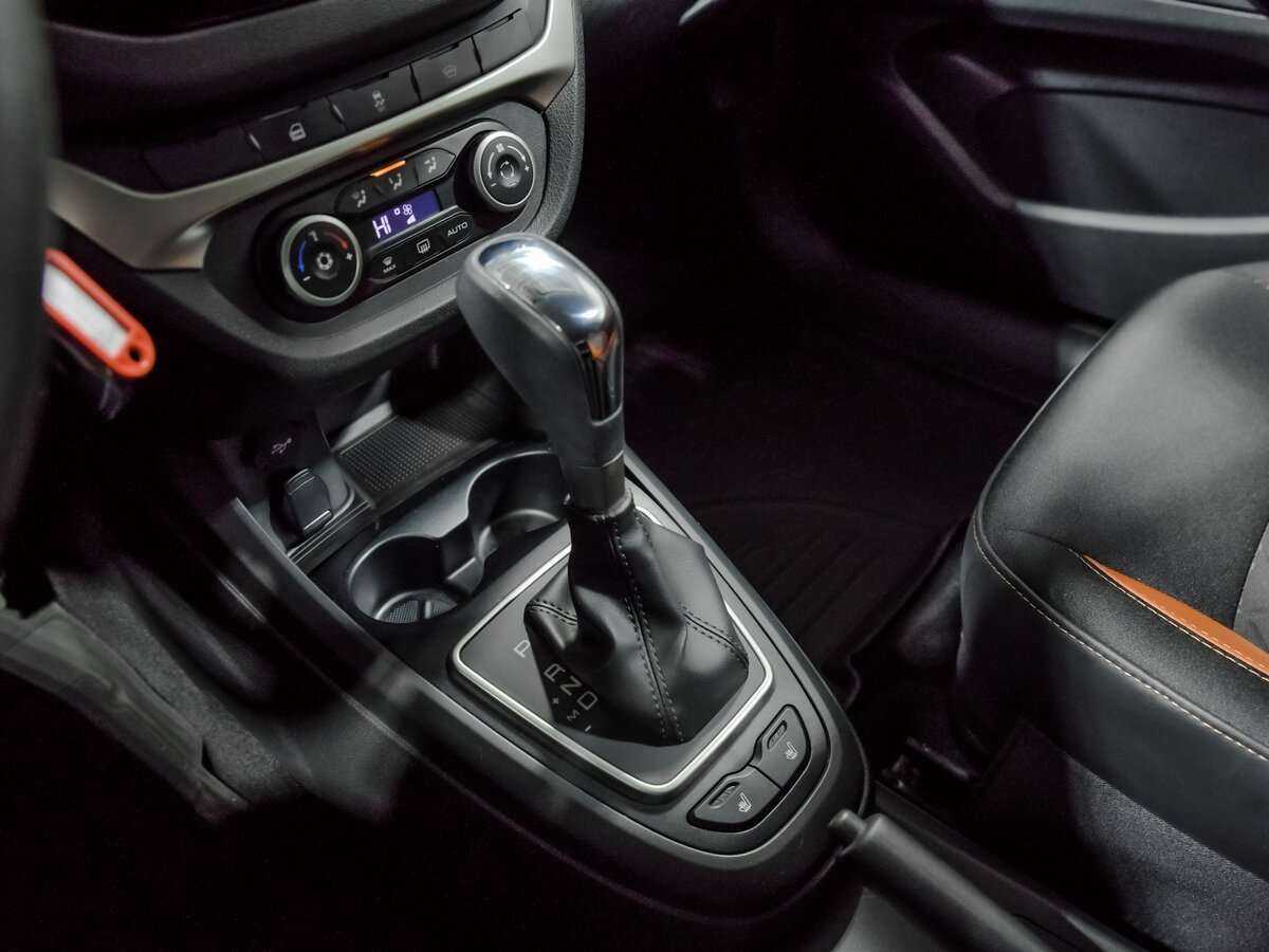 Купить Lada (ВАЗ) Vesta с пробегом. Фото: #10