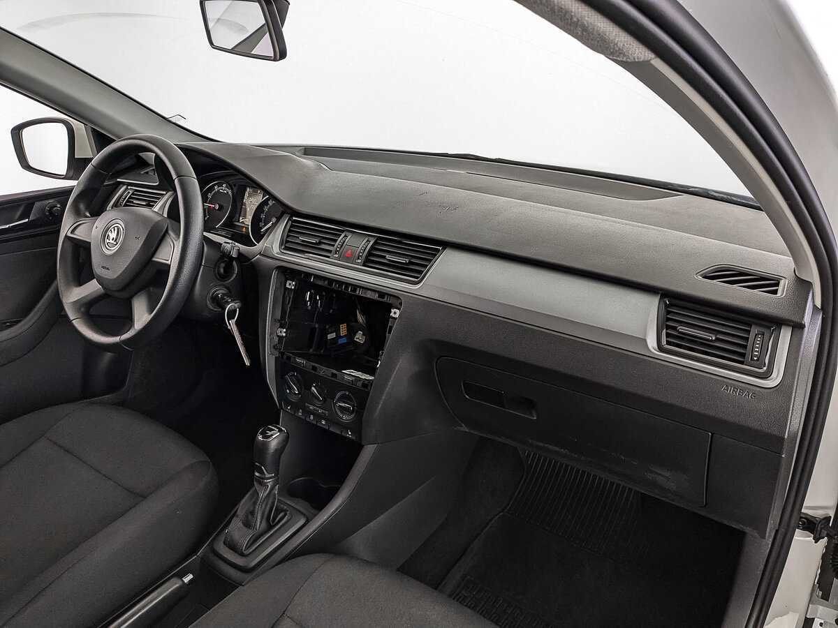 Купить Skoda Rapid с пробегом. Фото: #11