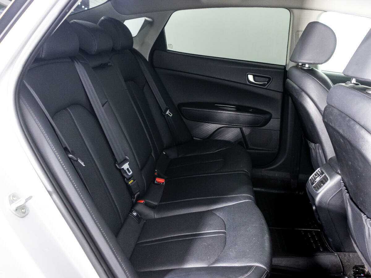 Купить Kia Optima с пробегом. Фото: #31