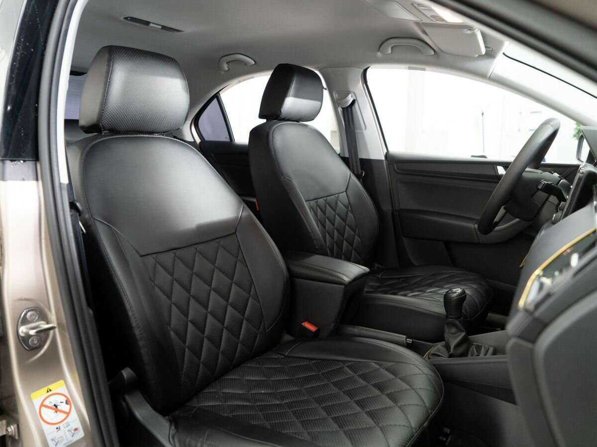 Купить Skoda Rapid с пробегом. Фото: #8