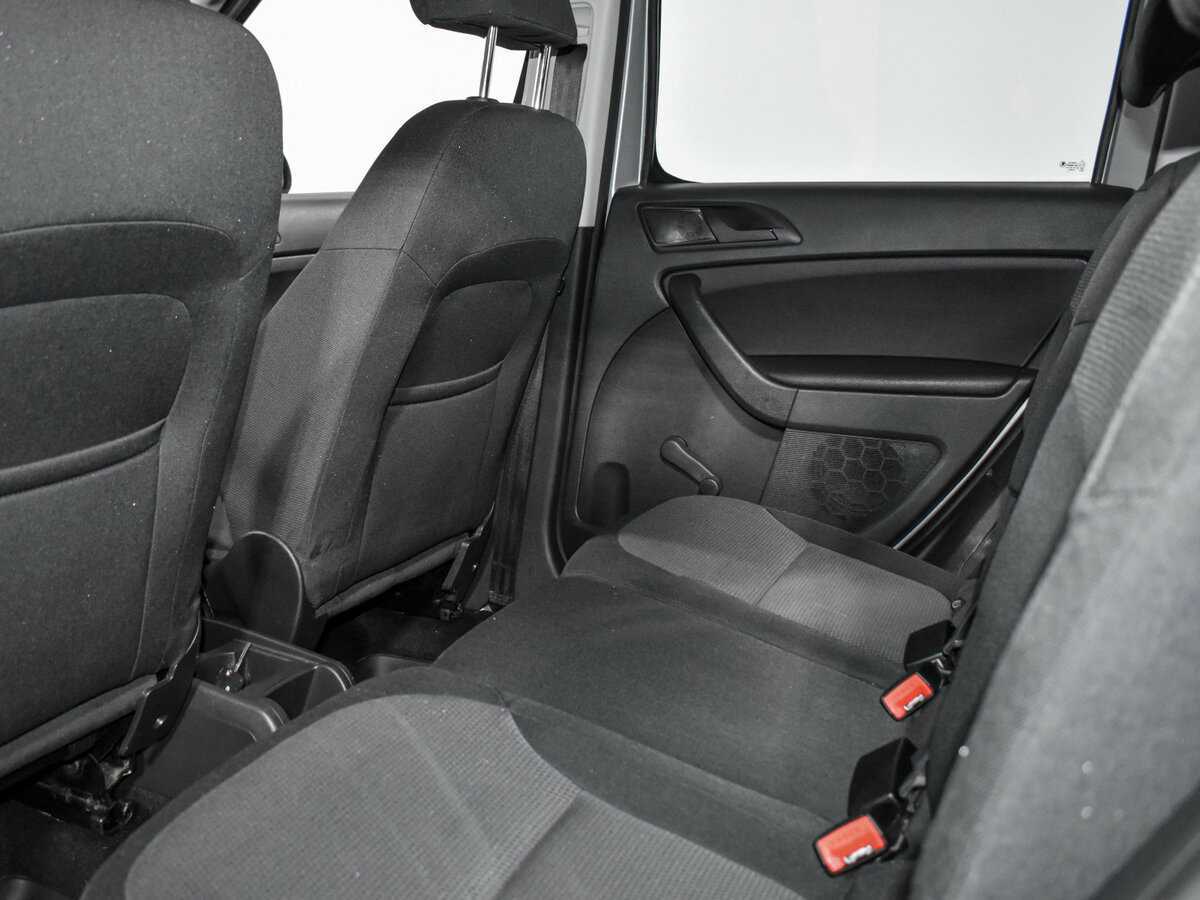 Купить Skoda Yeti с пробегом. Фото: #12