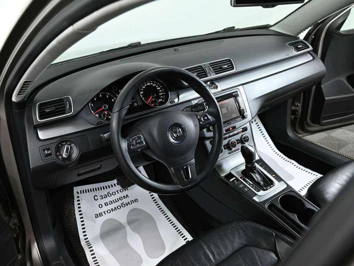 Купить Volkswagen Passat с пробегом. Фото: #6