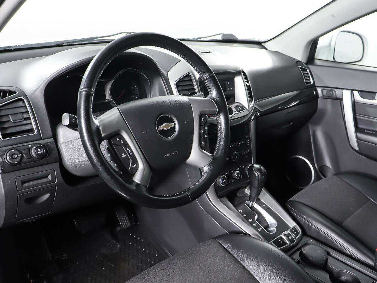 Купить Chevrolet Captiva с пробегом. Фото: #12