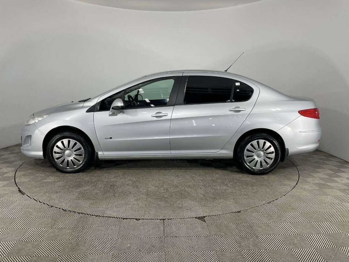 Купить Peugeot 408 с пробегом. Фото: #4