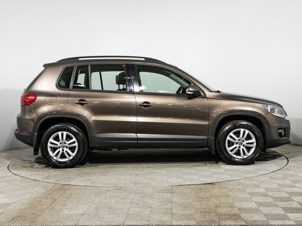 Купить Volkswagen Tiguan с пробегом. Фото: #3