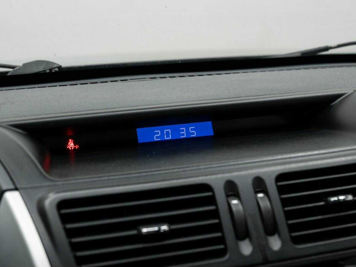 Купить Geely Emgrand X7 с пробегом. Фото: #19