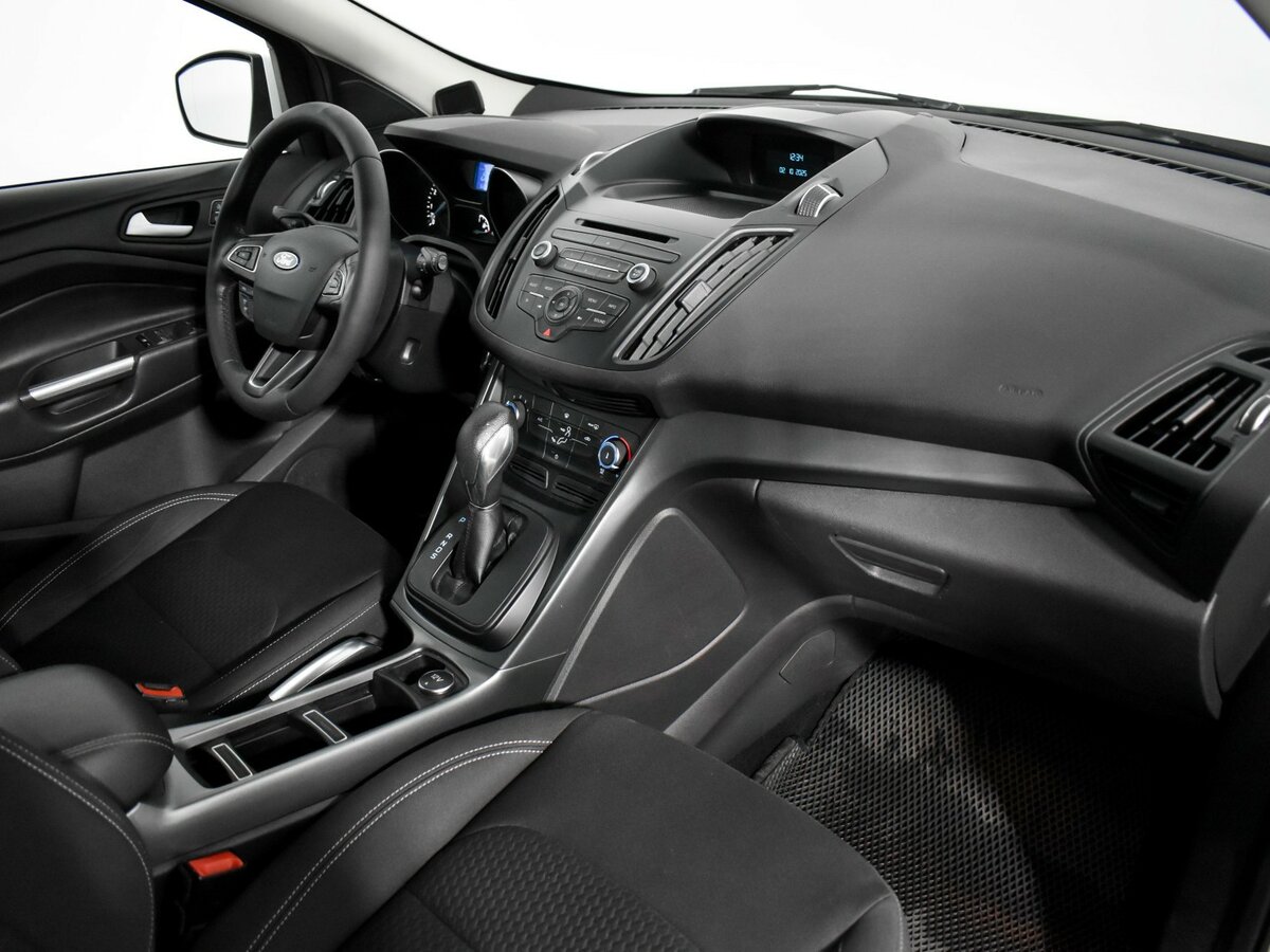 Купить Ford Kuga с пробегом. Фото: #11