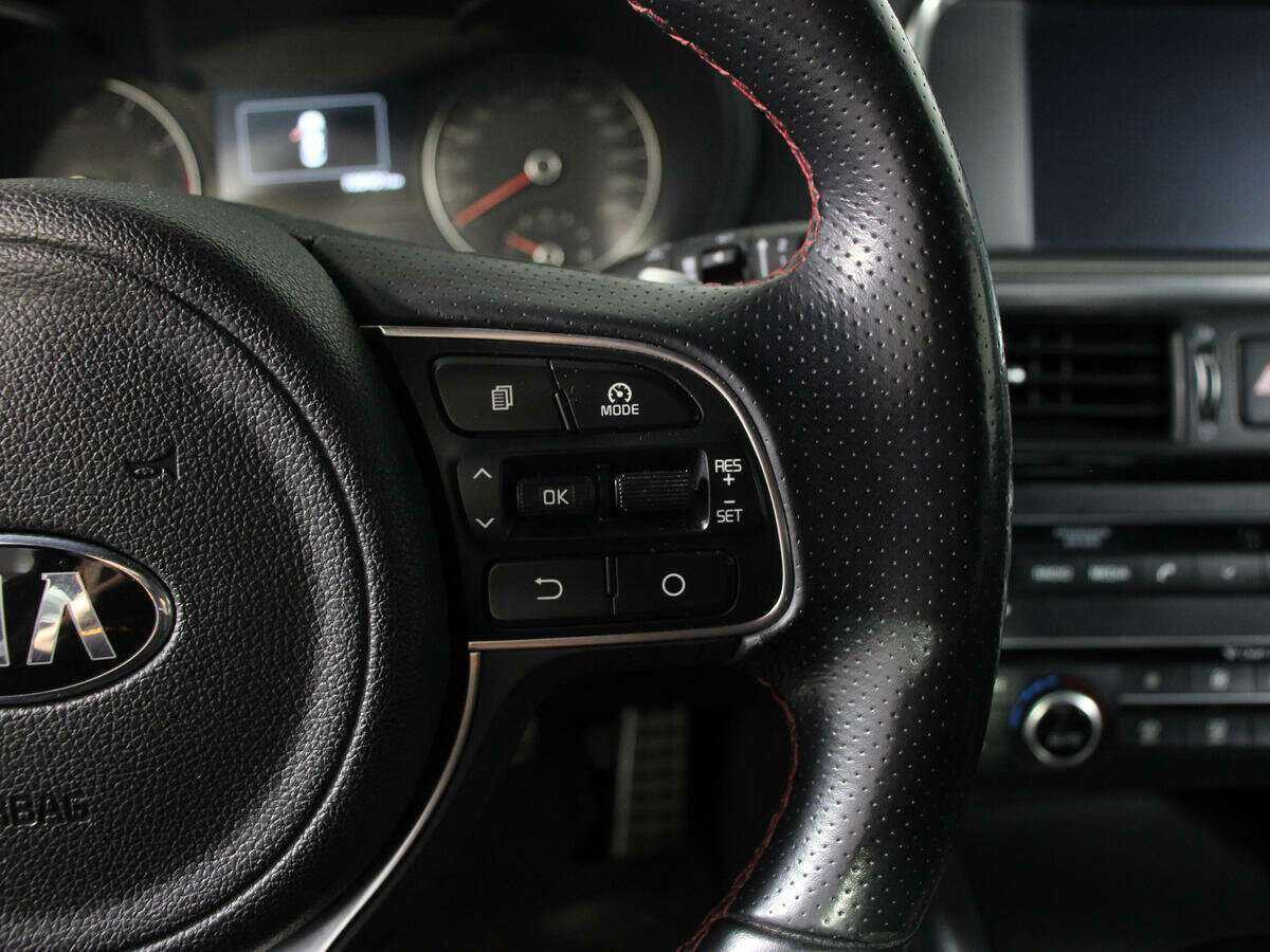 Купить Kia Optima с пробегом. Фото: #22