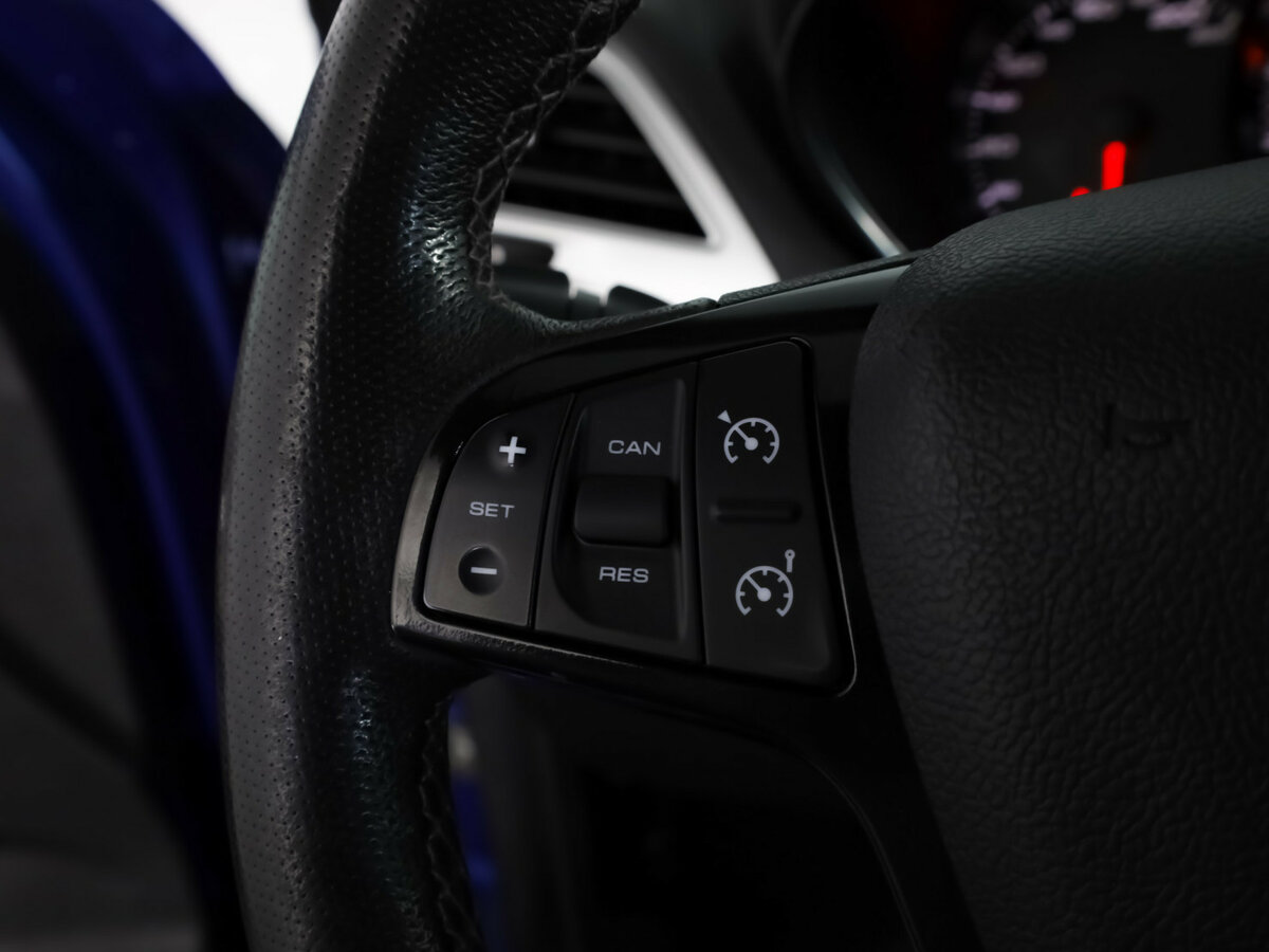 Купить Lada (ВАЗ) Vesta с пробегом. Фото: #8