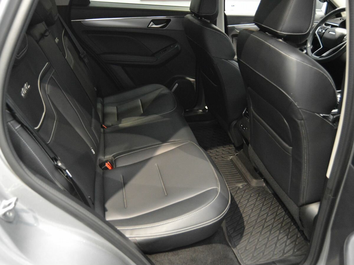 Купить Haval Jolion с пробегом. Фото: #35