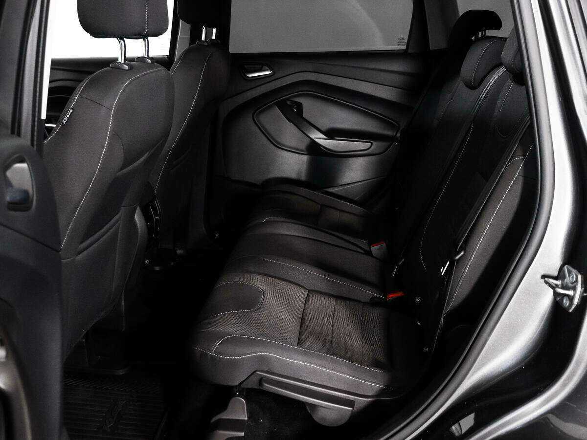 Купить Ford Kuga с пробегом. Фото: #10