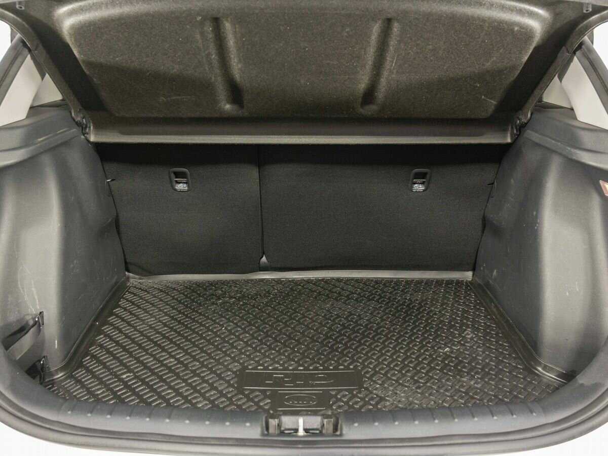 Купить Kia Rio с пробегом. Фото: #26