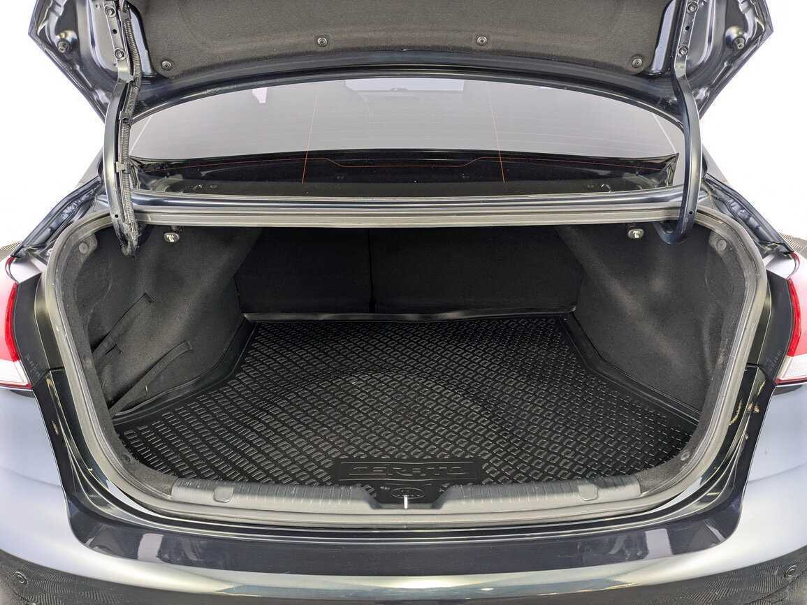 Купить Kia Cerato с пробегом. Фото: #8