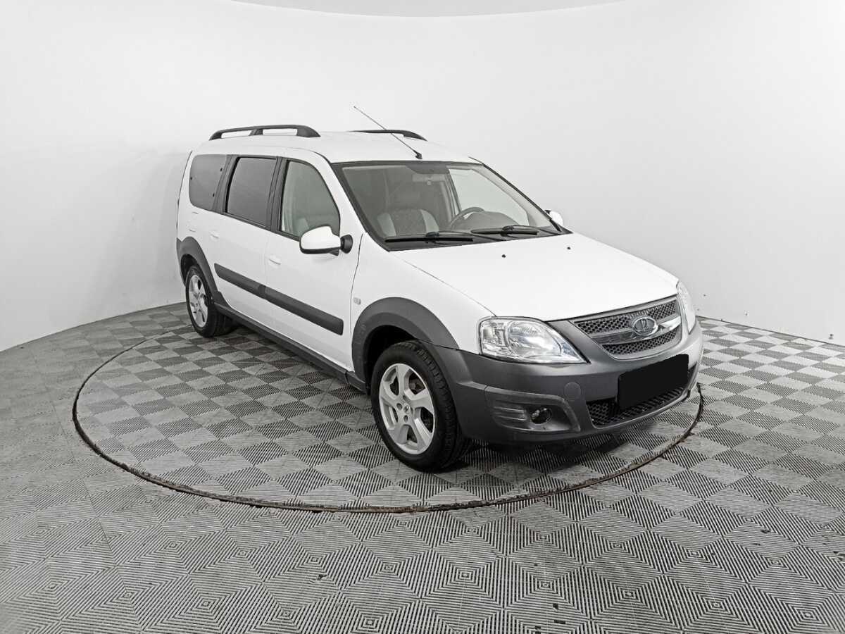 Купить Lada (ВАЗ) Largus с пробегом. Фото: #2