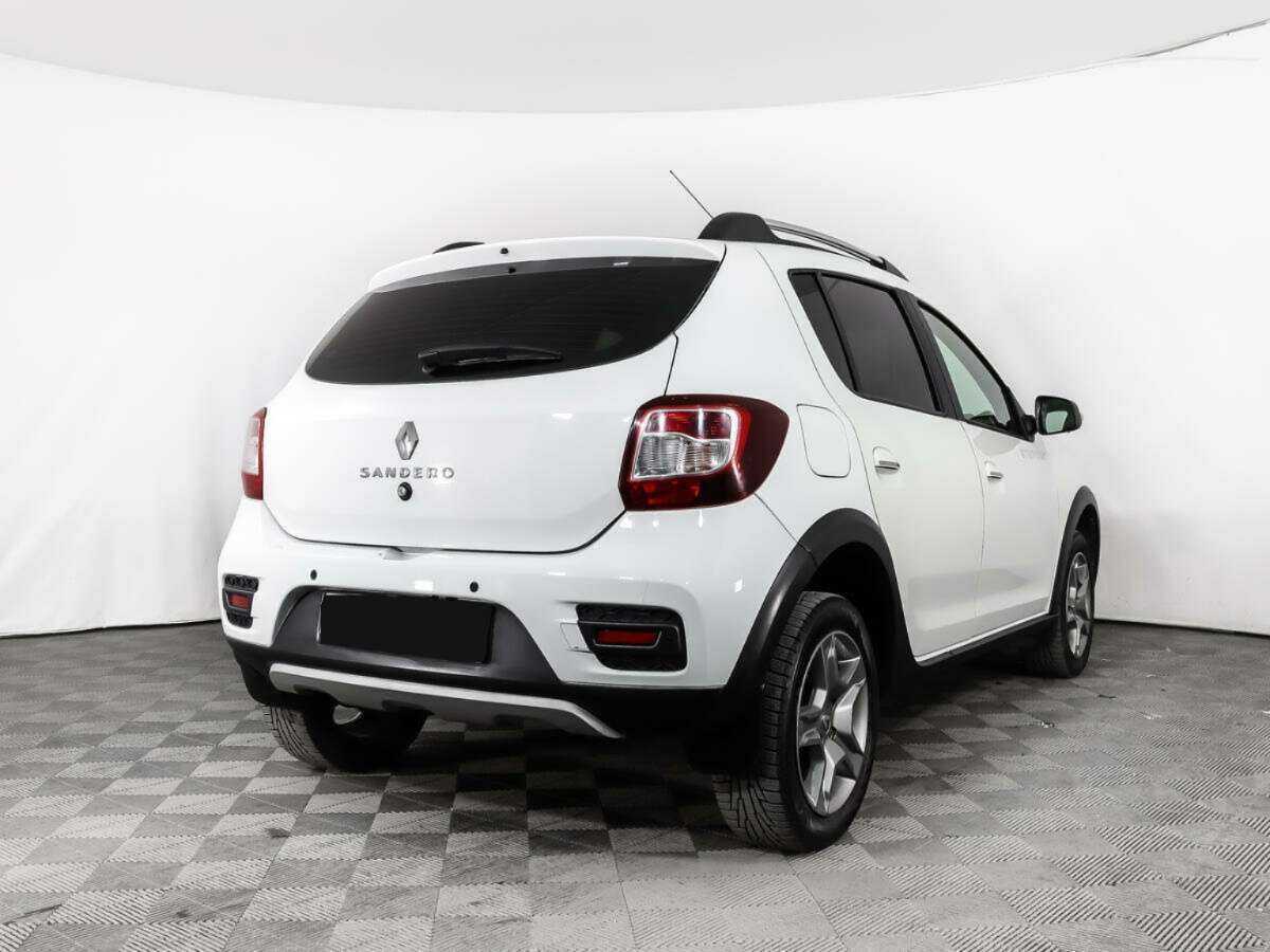 Купить Renault Sandero с пробегом. Фото: #4