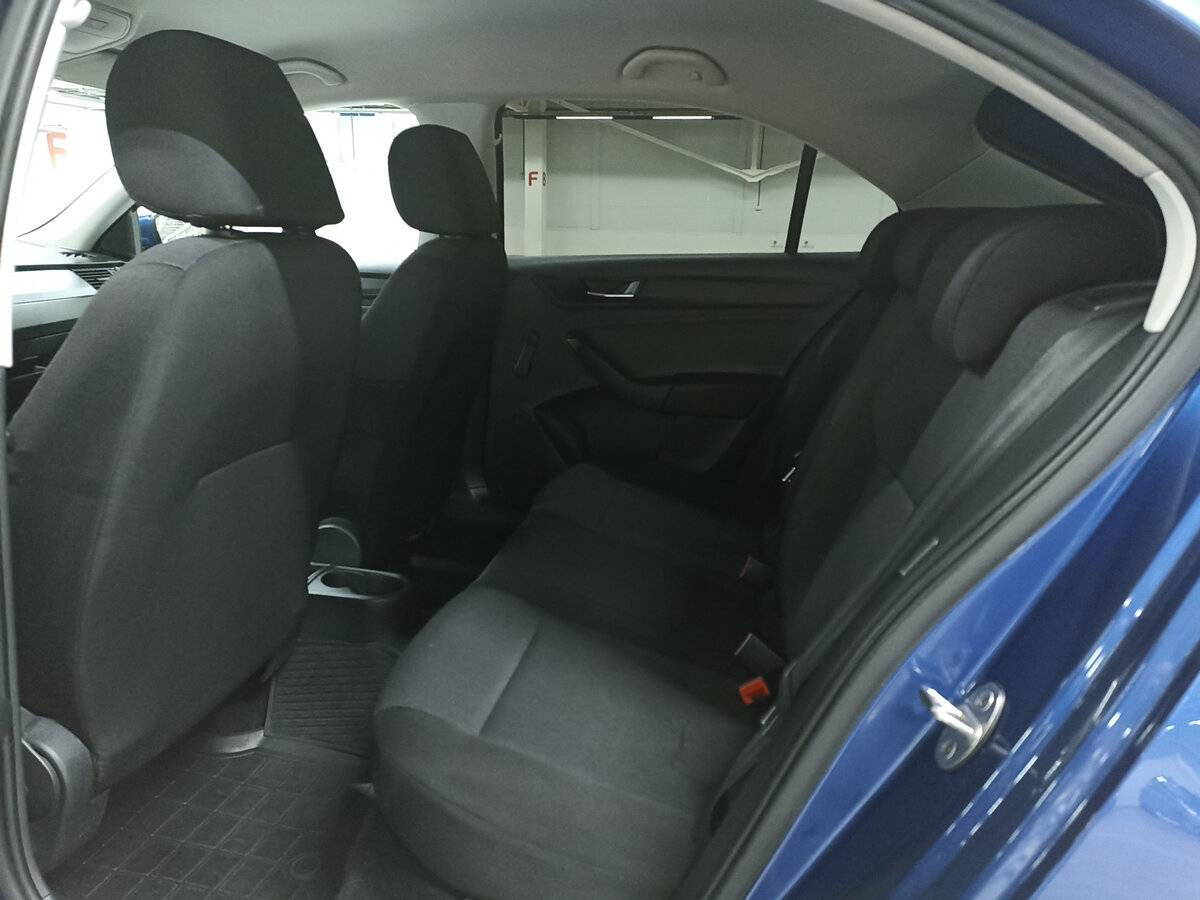 Купить Skoda Rapid с пробегом. Фото: #11