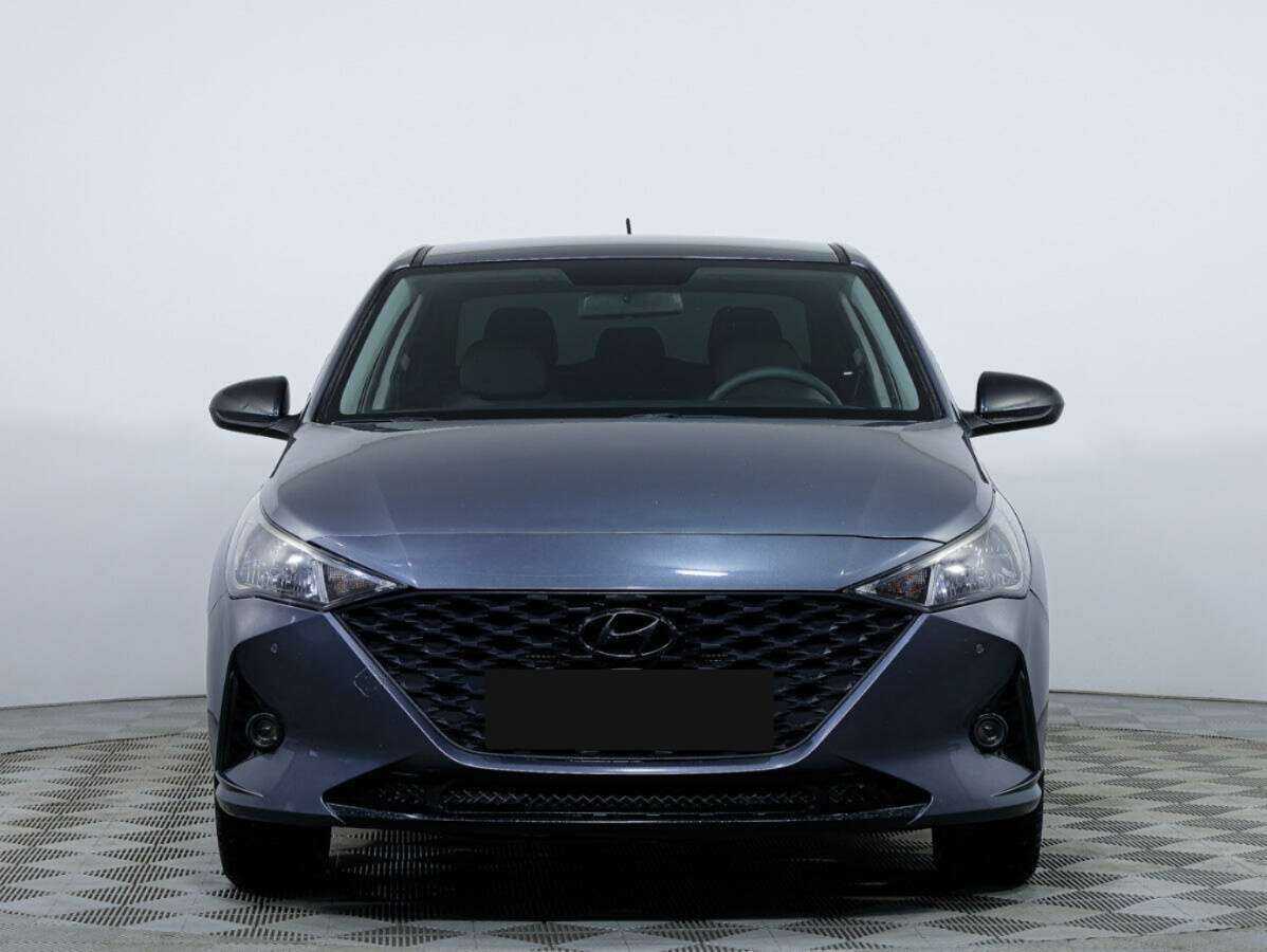 Купить Hyundai Solaris с пробегом. Фото: #0