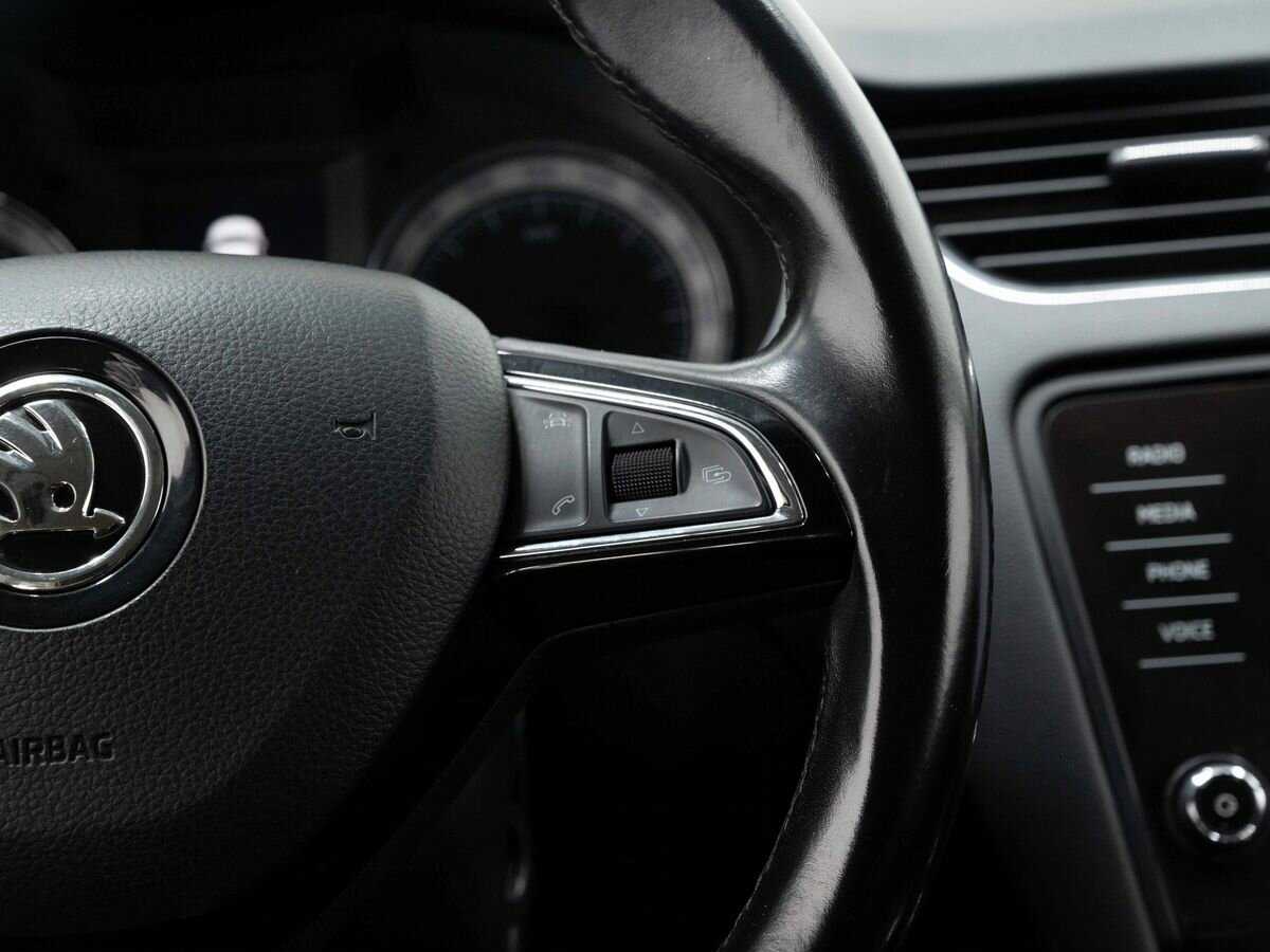 Купить Skoda Octavia с пробегом. Фото: #15
