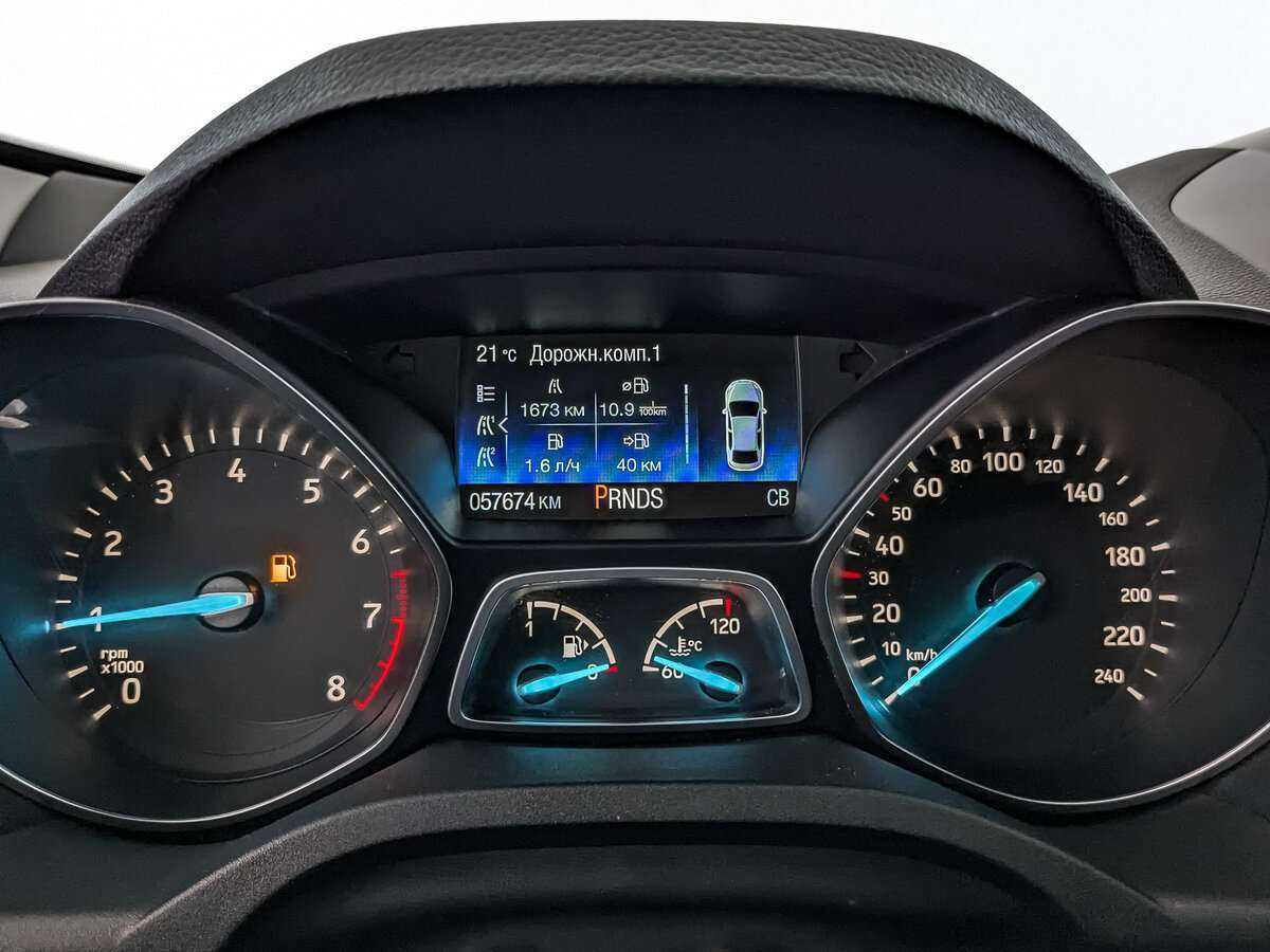 Купить Ford Kuga с пробегом. Фото: #11