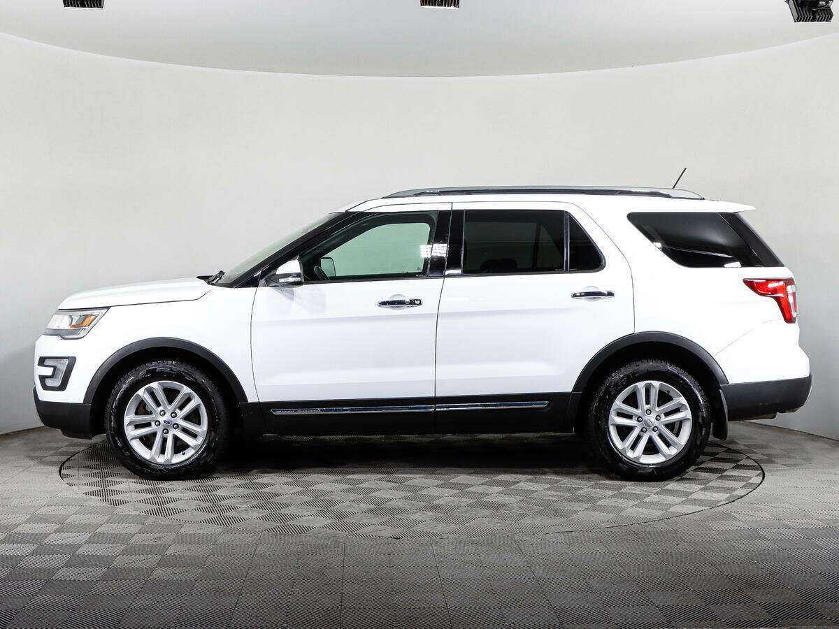 Купить Ford Explorer с пробегом. Фото: #7