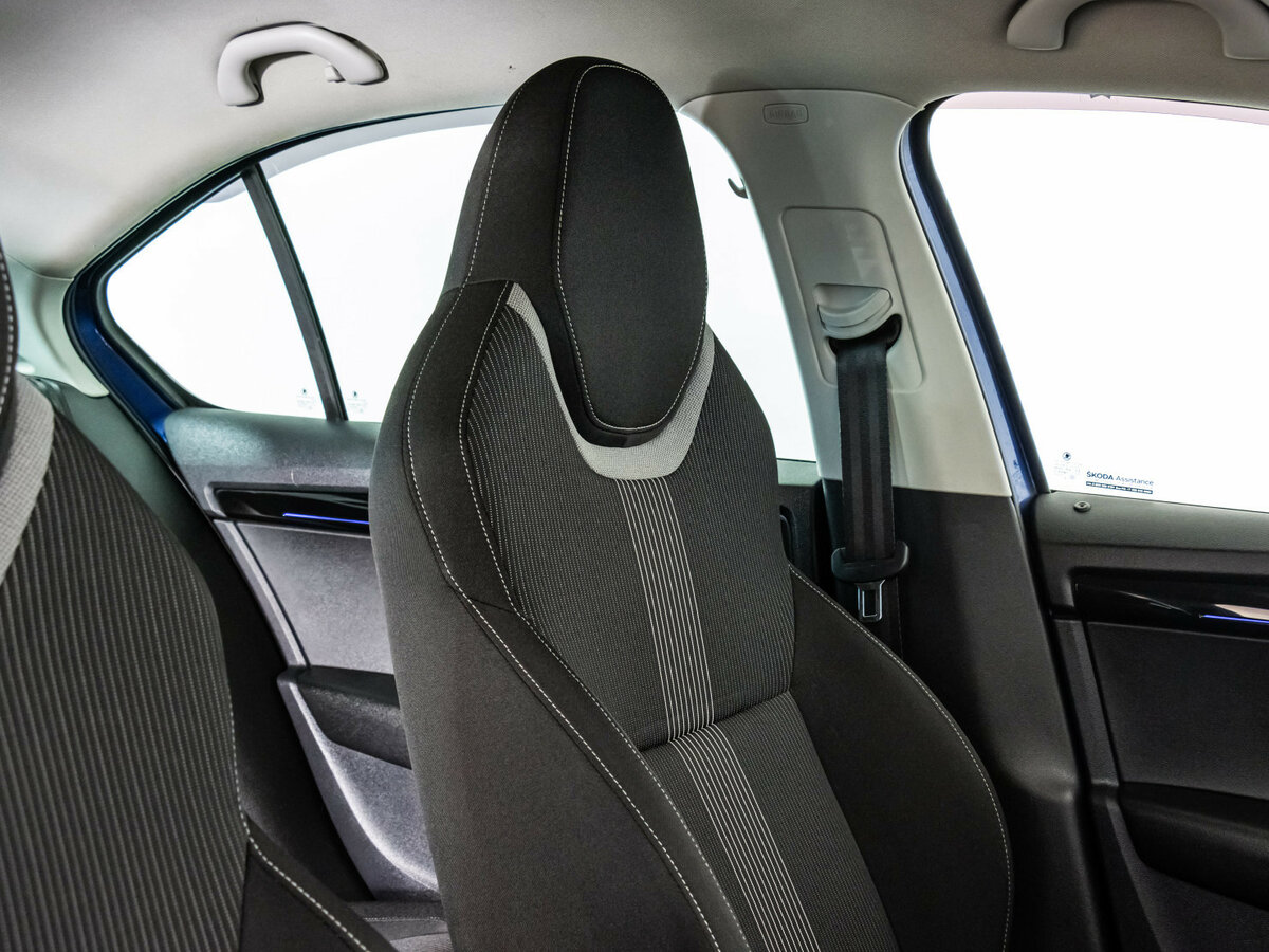 Купить Skoda Octavia с пробегом. Фото: #12