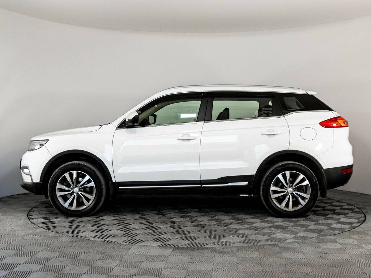 Купить Geely Atlas с пробегом. Фото: #7