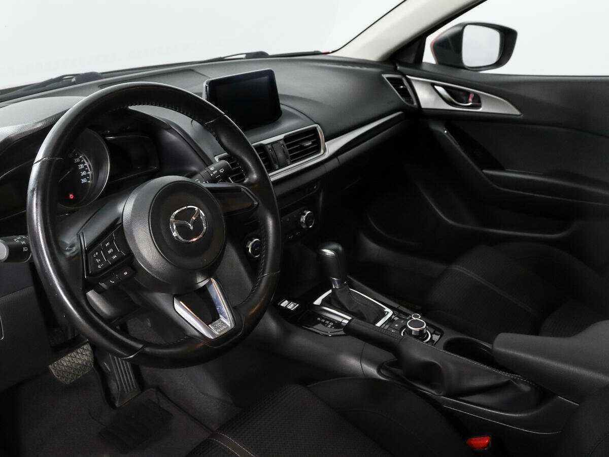 Купить Mazda 3 с пробегом. Фото: #8