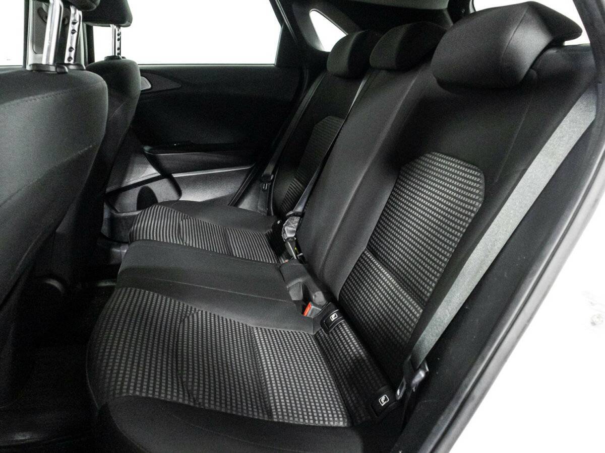 Купить Kia Ceed с пробегом. Фото: #9