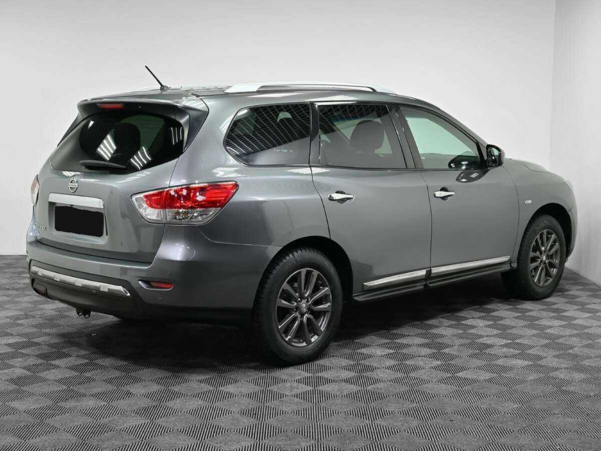 Купить Nissan Pathfinder с пробегом. Фото: #1