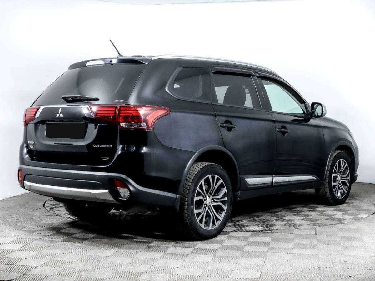 Купить Mitsubishi Outlander с пробегом. Фото: #3