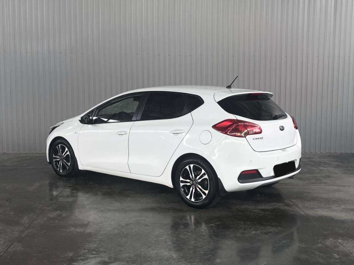 Купить Kia Ceed с пробегом. Фото: #6