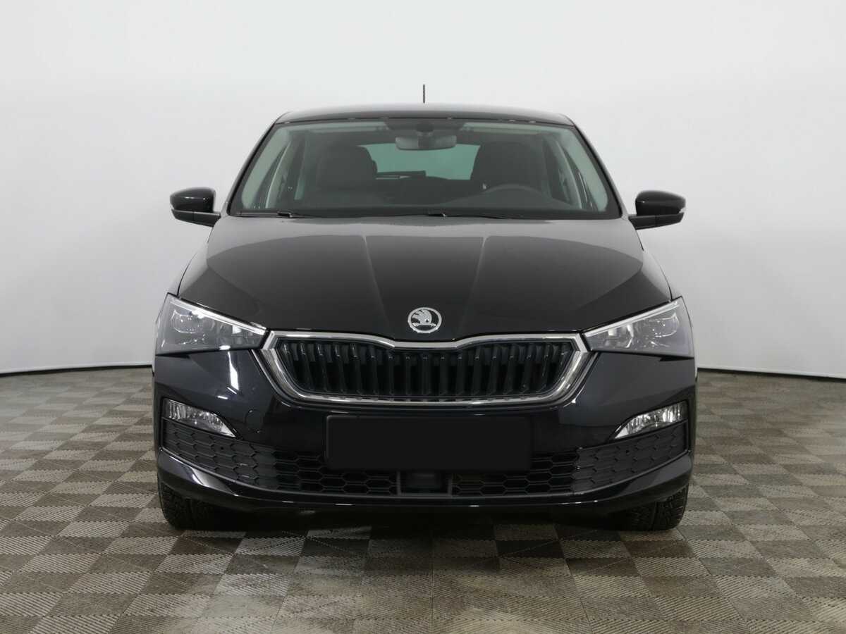Купить Skoda Rapid с пробегом. Фото: #1