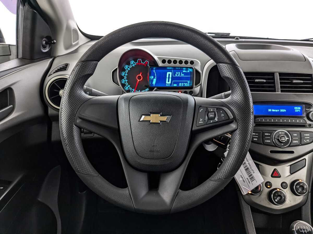 Купить Chevrolet Aveo с пробегом. Фото: #16