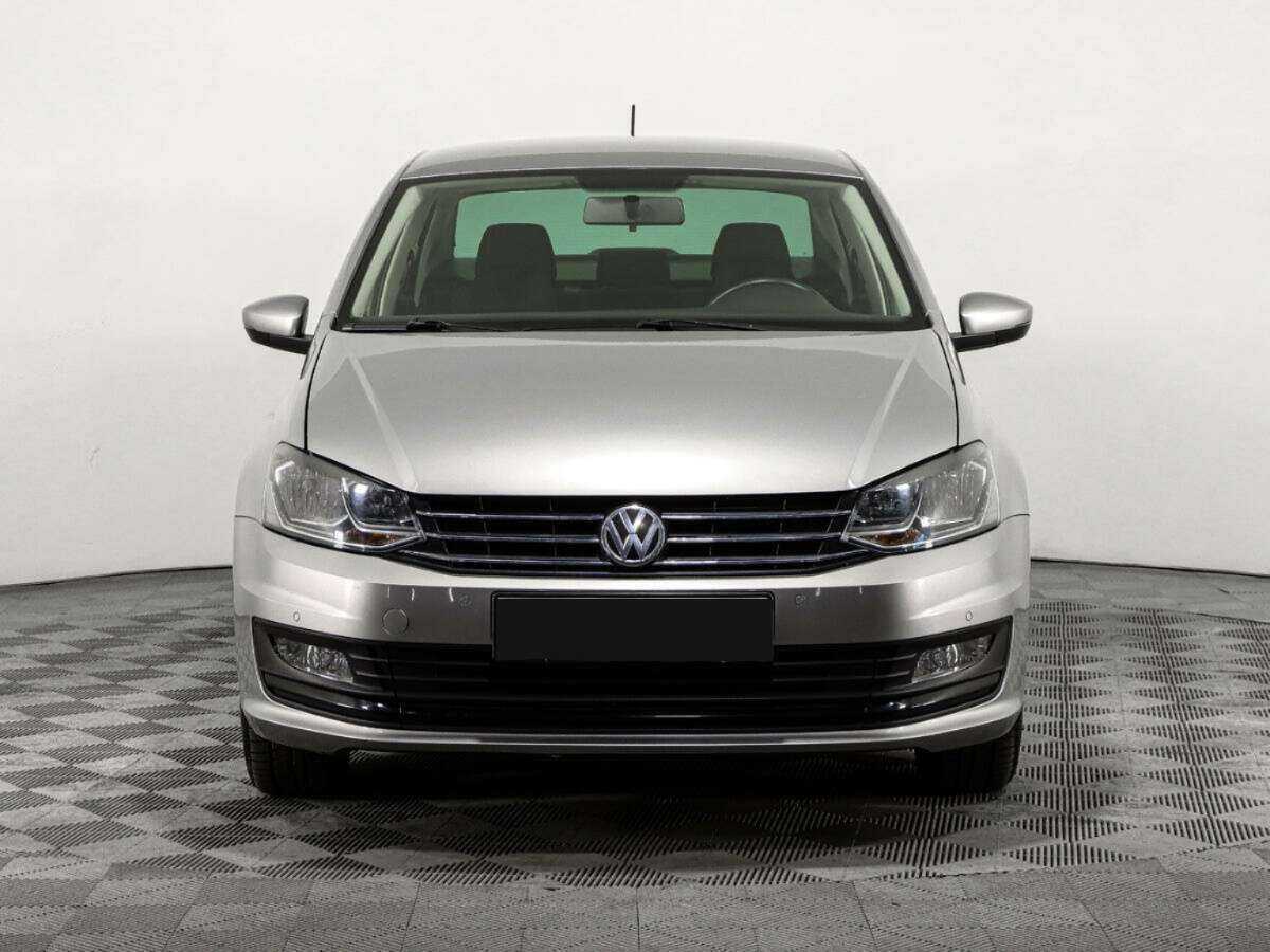 Купить Volkswagen Polo с пробегом. Фото: #1