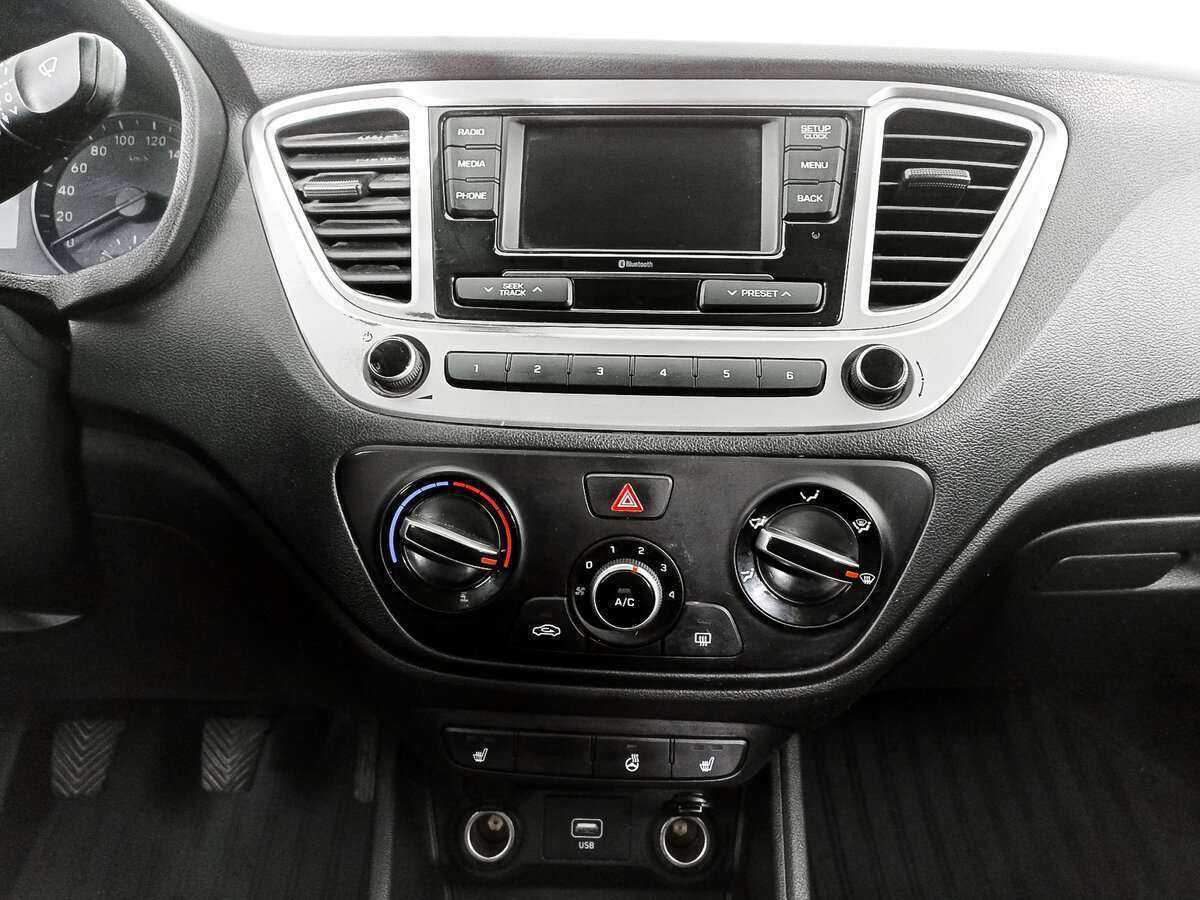 Купить Hyundai Solaris с пробегом. Фото: #12