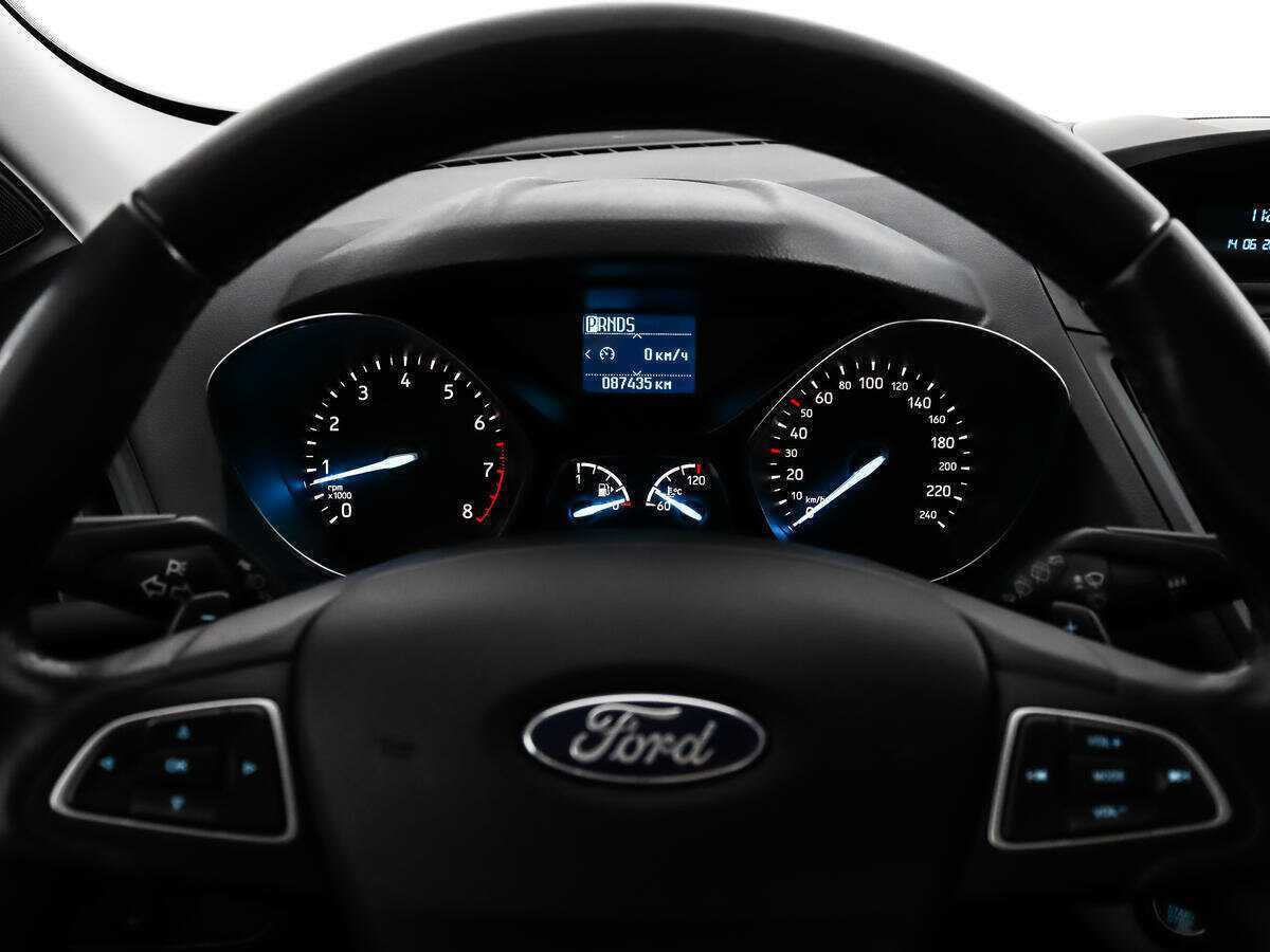 Купить Ford Kuga с пробегом. Фото: #15