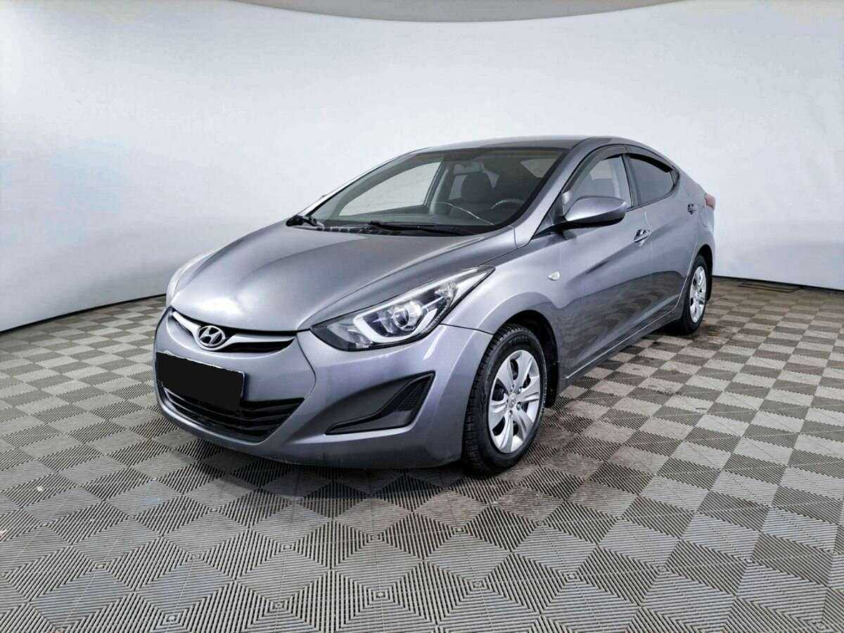 Купить Hyundai Elantra с пробегом. Посмотреть фото