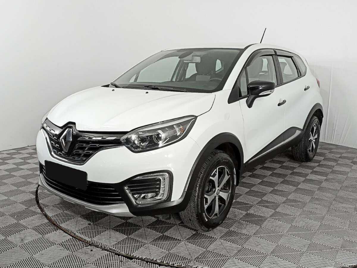 Купить Renault Kaptur с пробегом. Посмотреть фото
