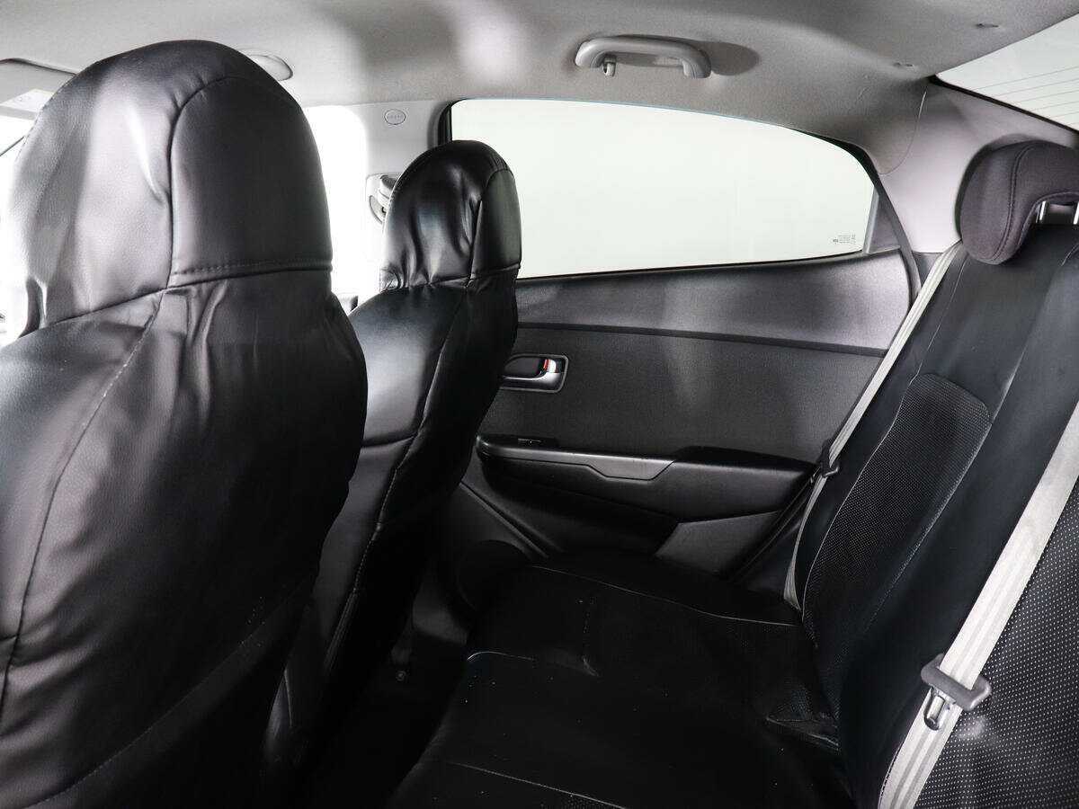 Купить Kia Rio с пробегом. Фото: #11