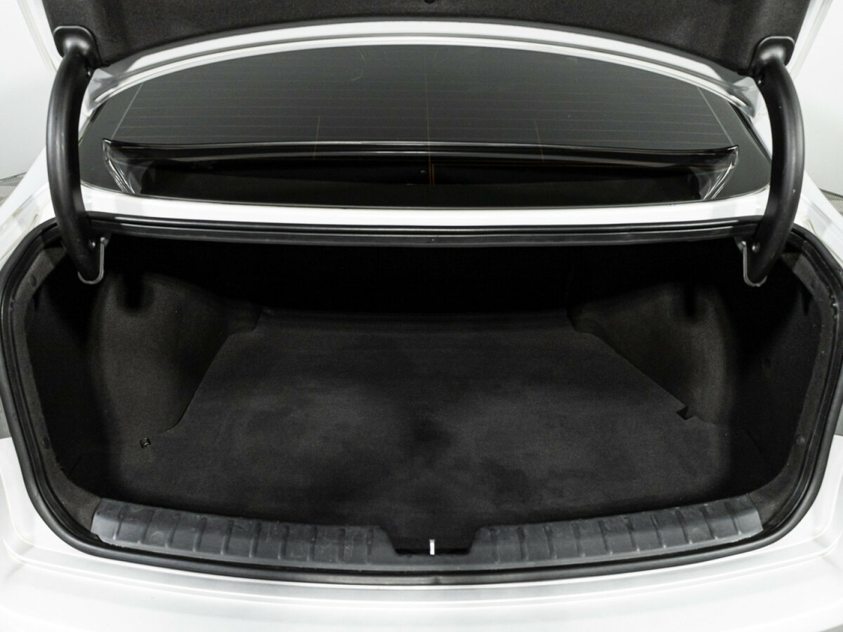 Купить Hyundai i40 с пробегом. Фото: #15