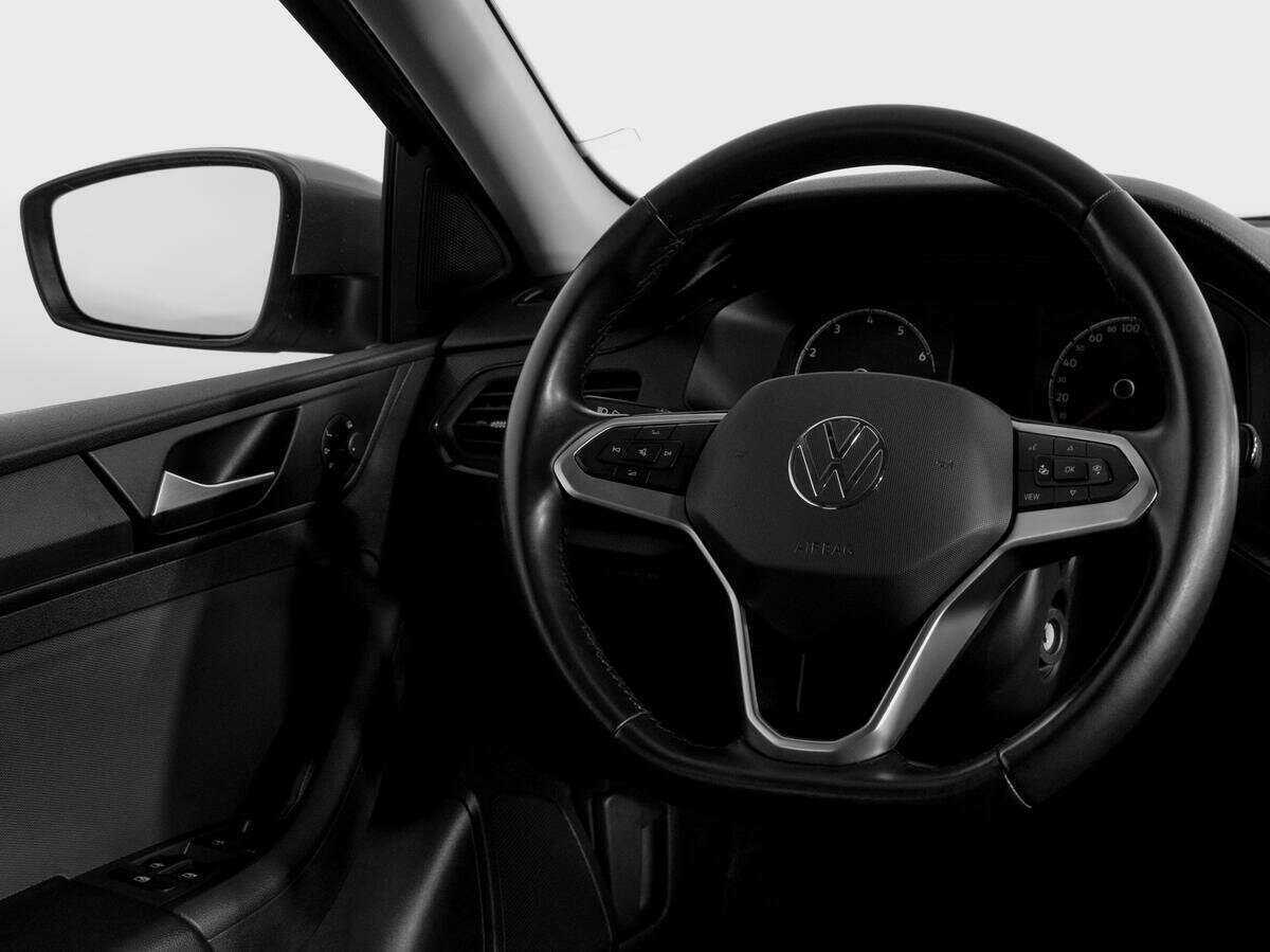 Купить Volkswagen Polo с пробегом. Фото: #14