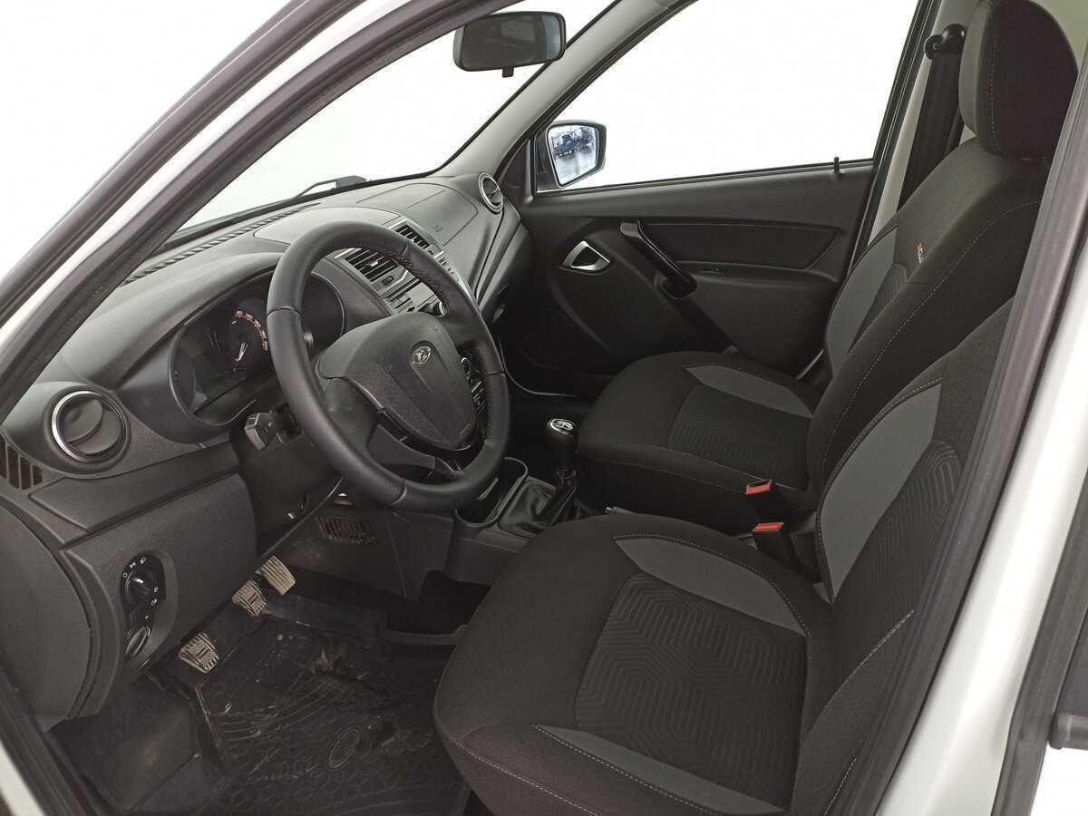 Купить Lada (ВАЗ) Granta с пробегом. Фото: #14