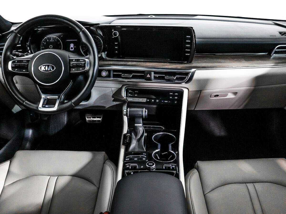 Купить Kia K5 с пробегом. Фото: #14