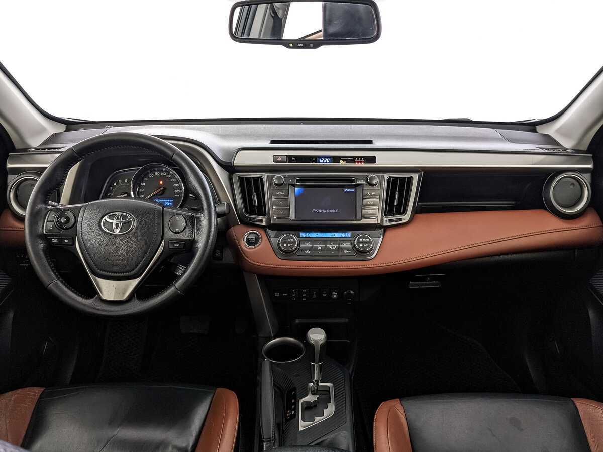 Купить Toyota RAV4 с пробегом. Фото: #9