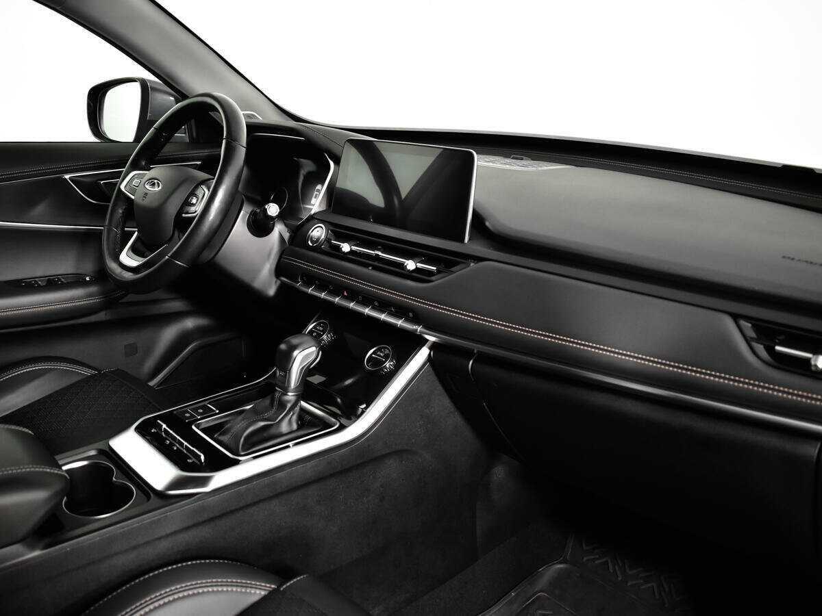 Купить Chery Tiggo 8 с пробегом. Фото: #6