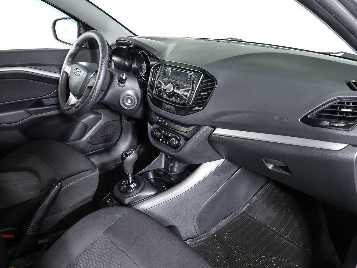 Купить Lada (ВАЗ) Vesta с пробегом. Фото: #8