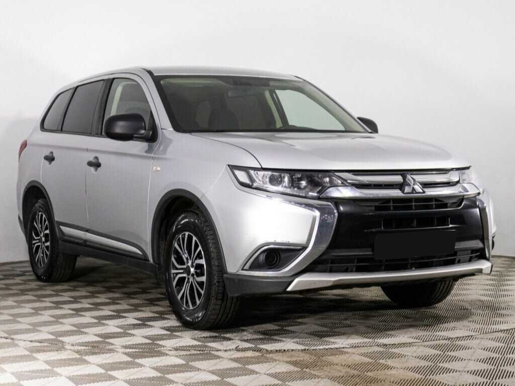 Купить Mitsubishi Outlander с пробегом. Фото: #2