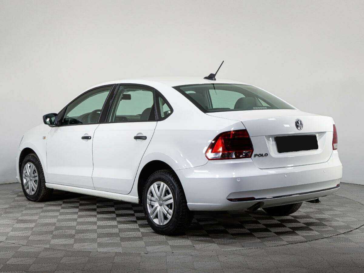 Купить Volkswagen Polo с пробегом. Фото: #6