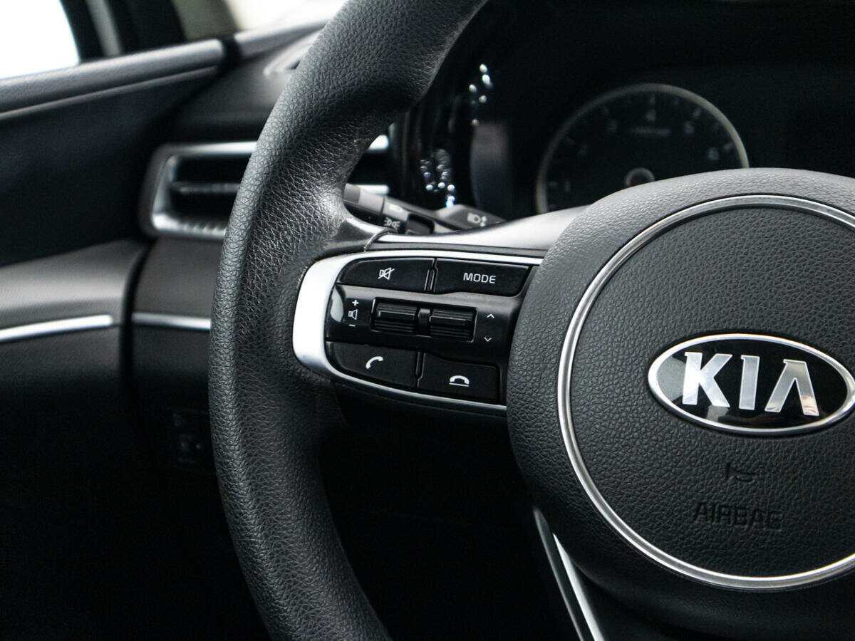 Купить Kia K5 с пробегом. Фото: #20