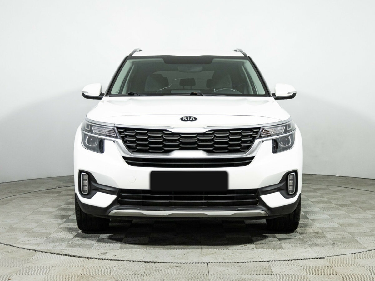 Купить Kia Seltos с пробегом. Фото: #1